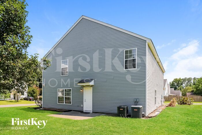 Building Photo - 1000 Golden Aspen Dr