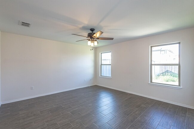 Building Photo - 3622 Octavia Dr