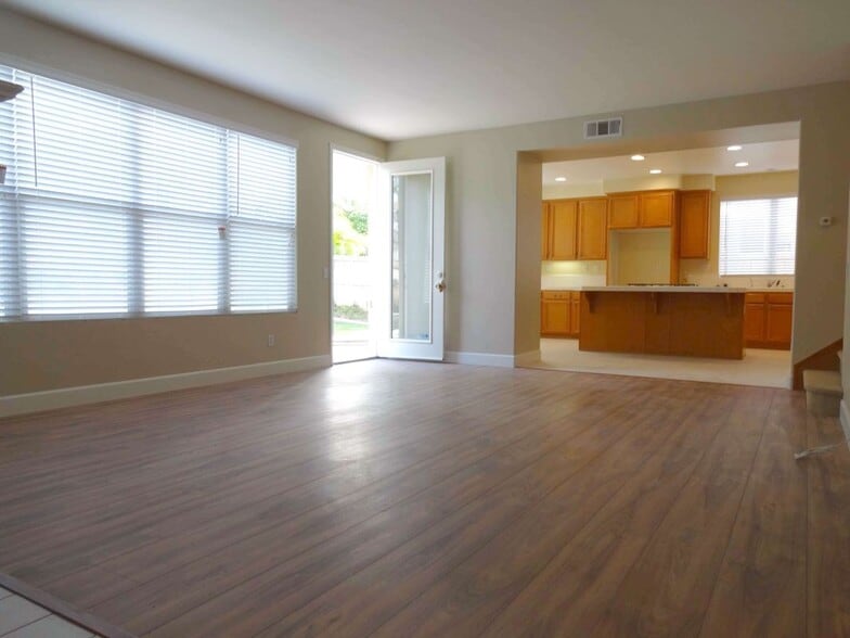 Building Photo - 936 McCall Cir