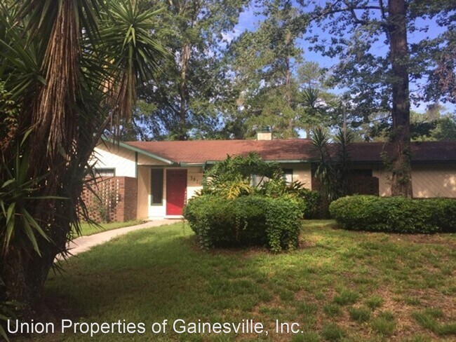 Building Photo - 3 br, 2 bath House - 3810 NW 28th Terrace