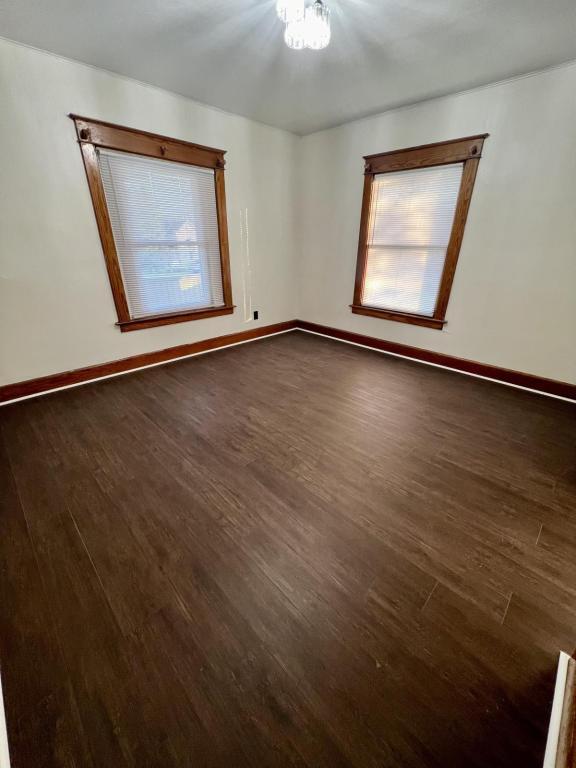 Building Photo - 301 Folts St