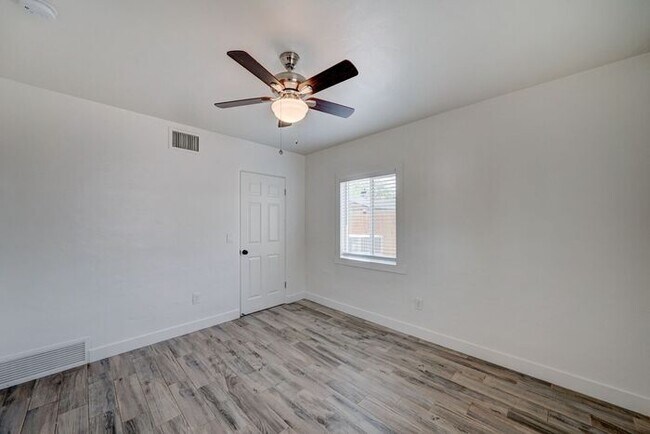 Building Photo - READY TO VIEW NOW! Beautiful Remodeled Home in the Coronado District Area