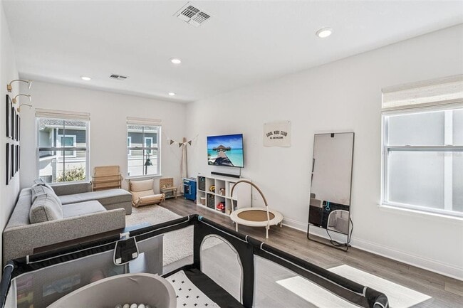 Building Photo - 534 Wishbone Ln