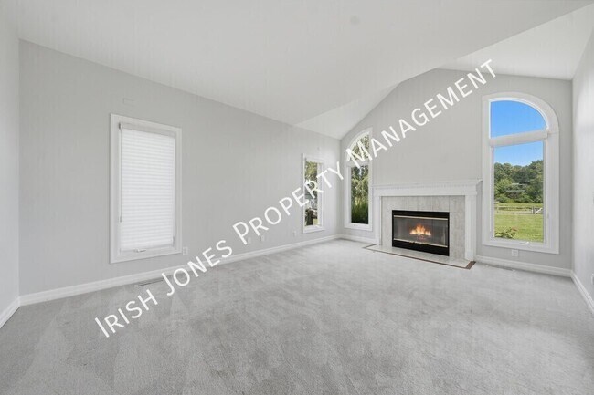 Building Photo - 109 Ashwood Ln