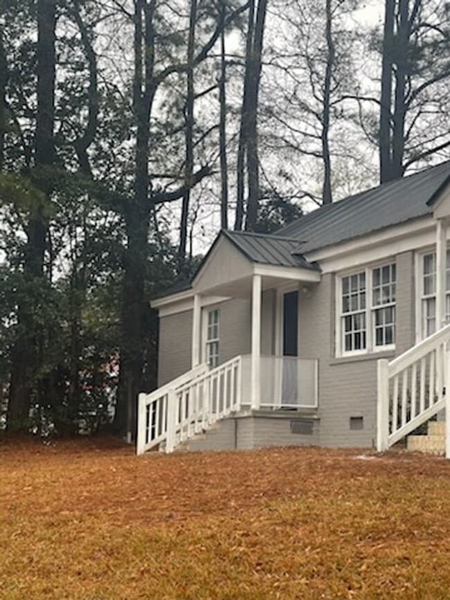 Building Photo - 706 N Horner Blvd