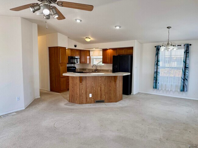 Building Photo - 13239 E 48th Dr