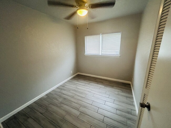 Building Photo - 4 Bed/2 Bath in North East SA