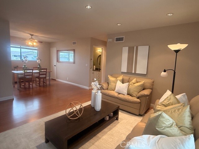 Building Photo - 217 Tarocco