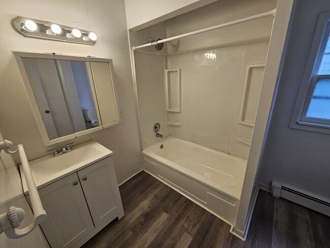 Building Photo - 3714 E 50th St