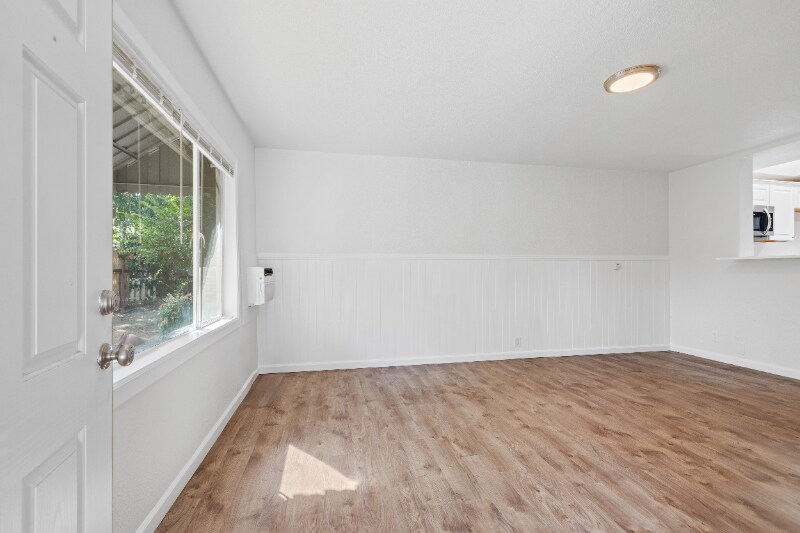 Building Photo - 2065 15th Ave