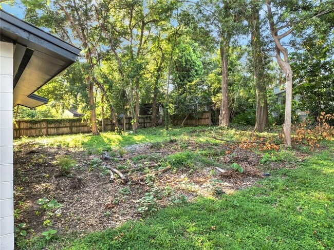 Building Photo - 7043 Carlene Dr