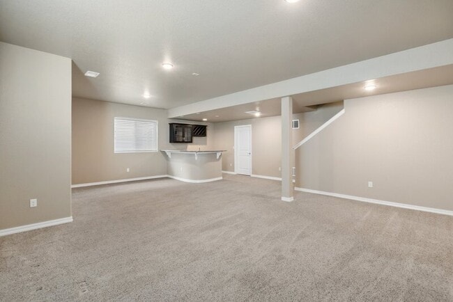 Building Photo - 3003 Looking Glass Way