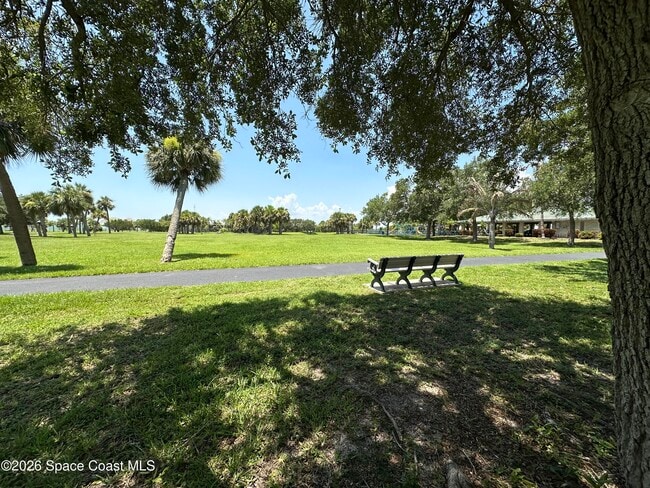 Building Photo - 616 Manatee Bay Dr