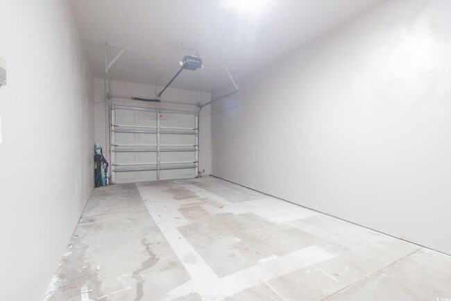 Building Photo - 211 Connemara Dr