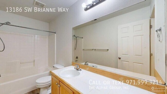 Building Photo - 13186 SW Brianne Way