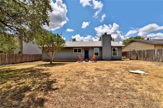 Building Photo - 8308 Roan Ln