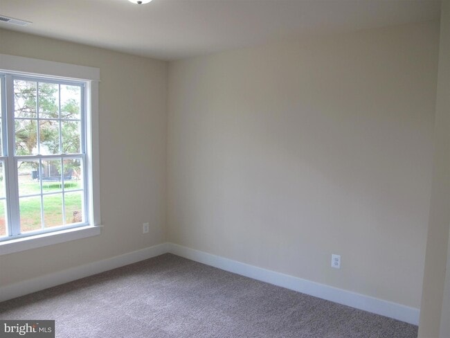 Building Photo - 43 Lee St