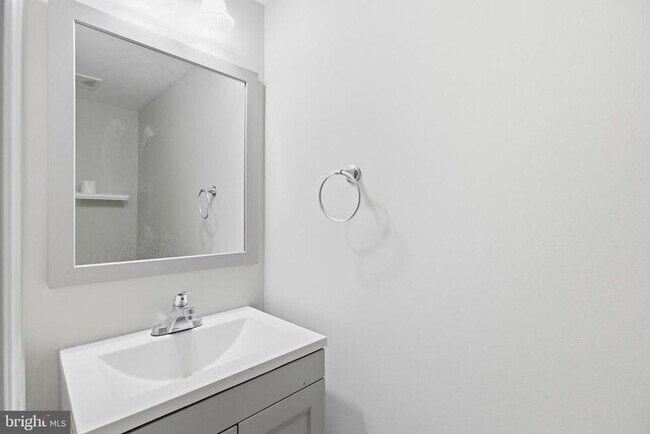 Building Photo - 14319 Legend Glen Ct