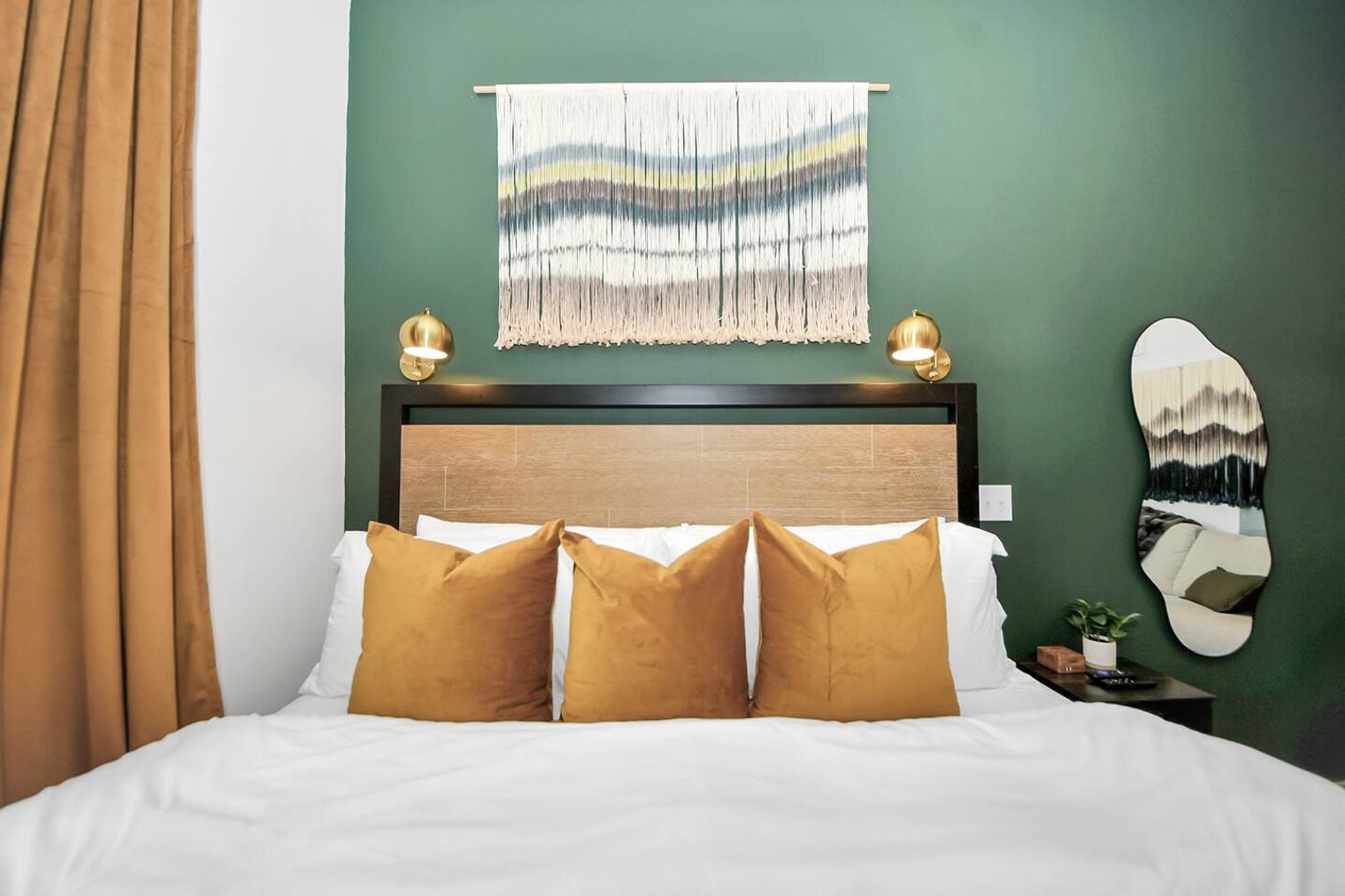 Building Photo - 1111 Shepherd Dr