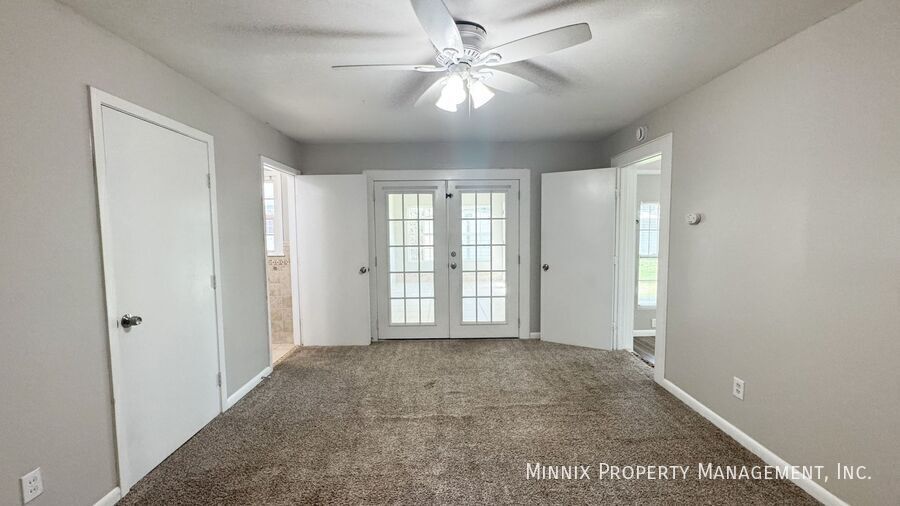 Building Photo - 4817 45th St