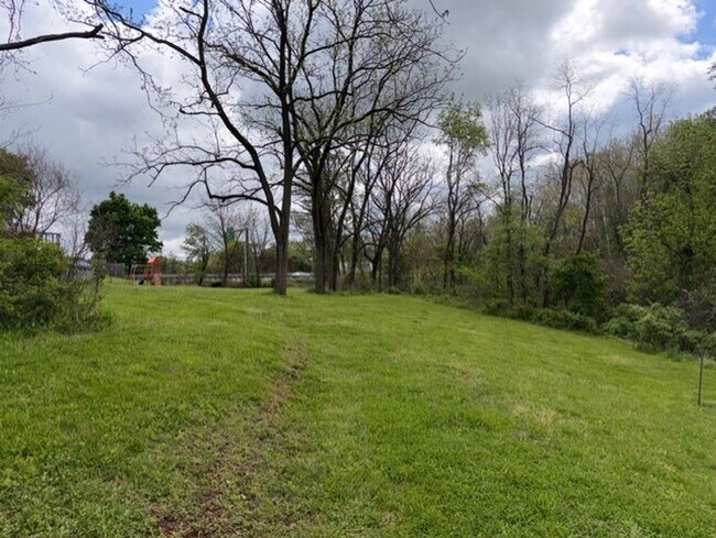 Building Photo - $1600 Ranch home for rent