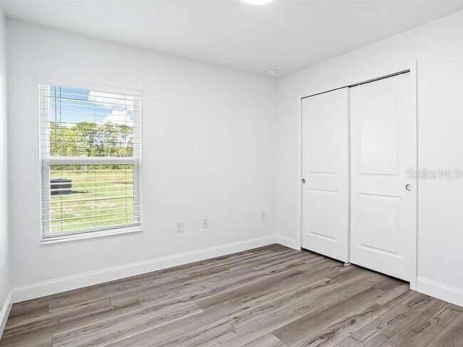 Building Photo - 212 Miles Ct