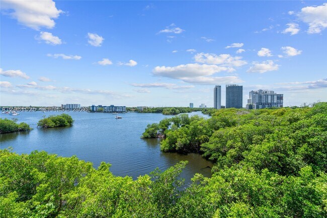 Building Photo - 17111 Biscayne Blvd