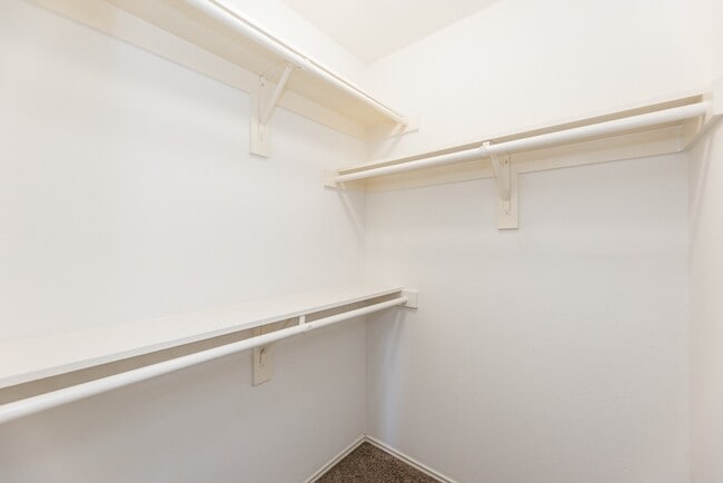 Building Photo - 14335 Pelican Marsh Dr