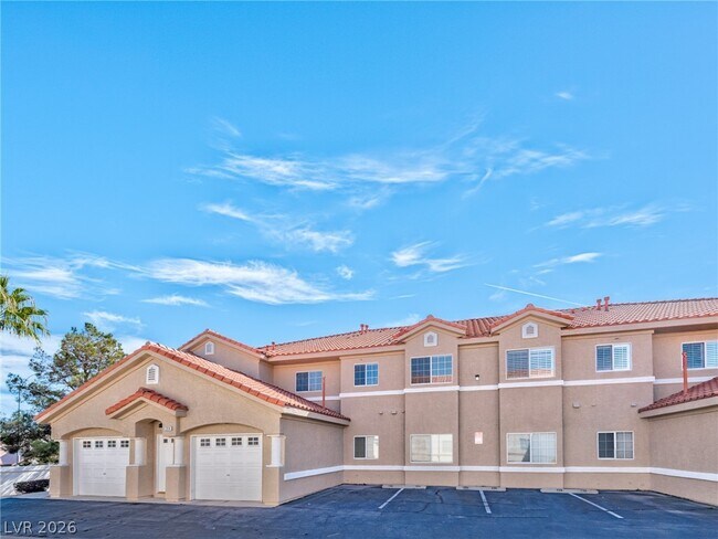 Building Photo - 3327 Erva St