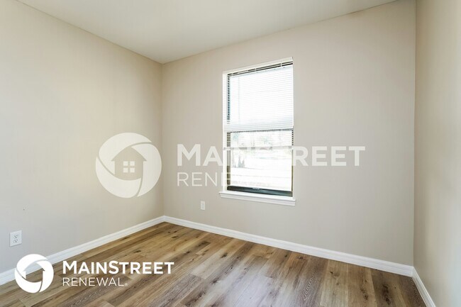 Building Photo - 3800 34th St SW