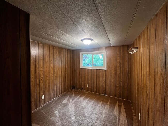 Building Photo - Cozy 2 Bedroom in Ferndale!