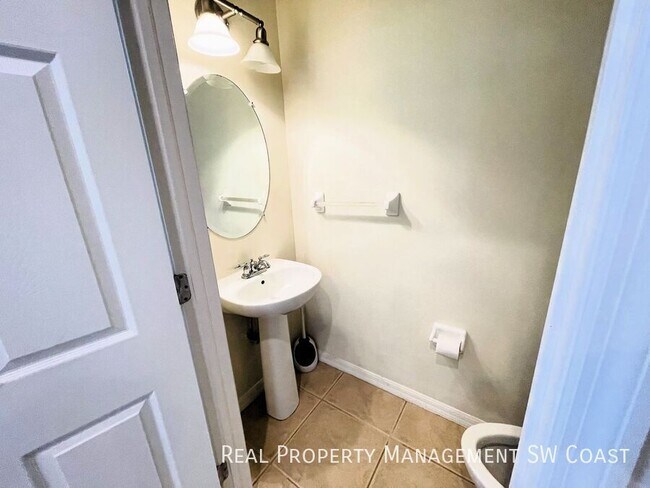 Building Photo - 16020 Caldera Ln-