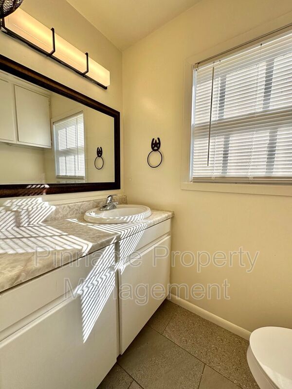 Building Photo - 3207 Grape Creek Rd