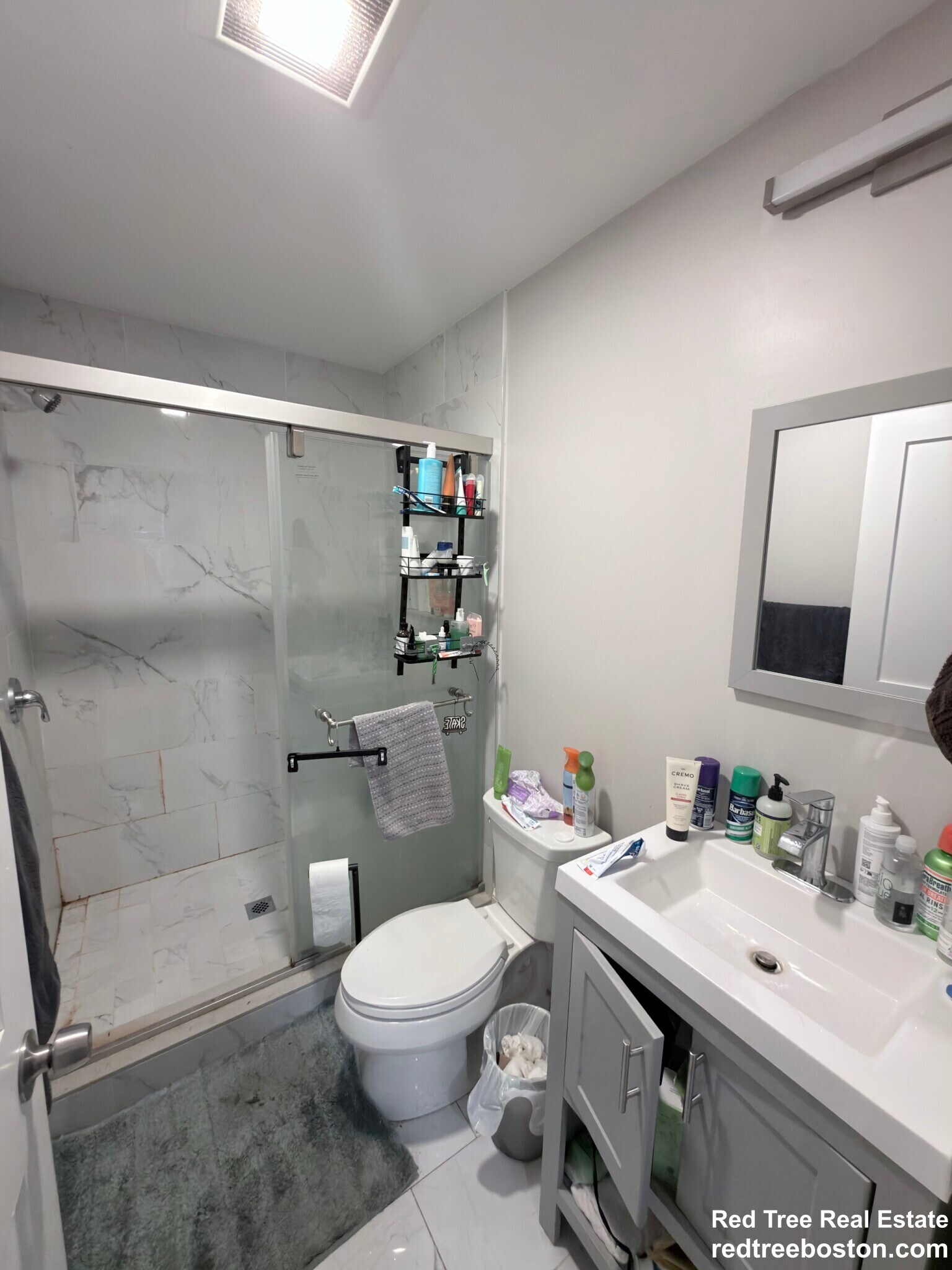 Building Photo - 156 Hillside St