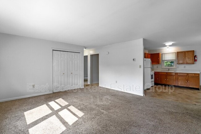 Building Photo - 106 N Mont Valla Ave