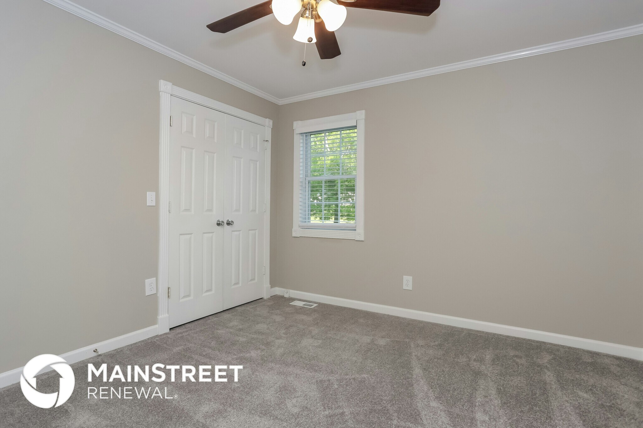 Building Photo - 147 Acorn Dr