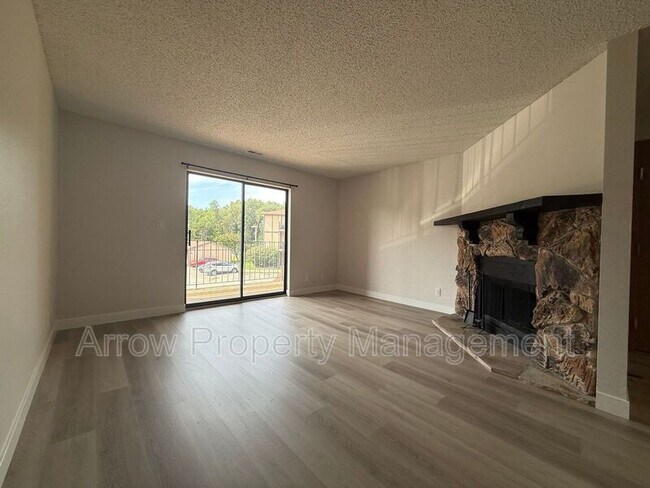 Building Photo - 2354 N 44th St