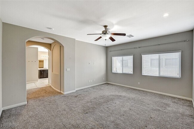 Building Photo - 9120 Mastodon Ave