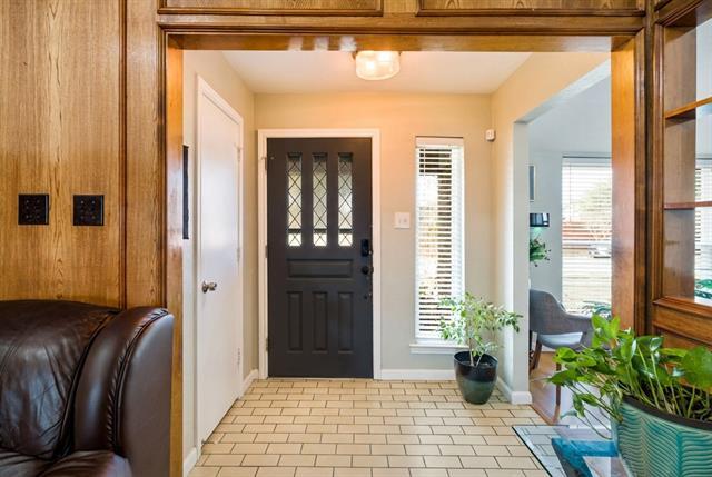 Building Photo - 2522 Crestedge Dr