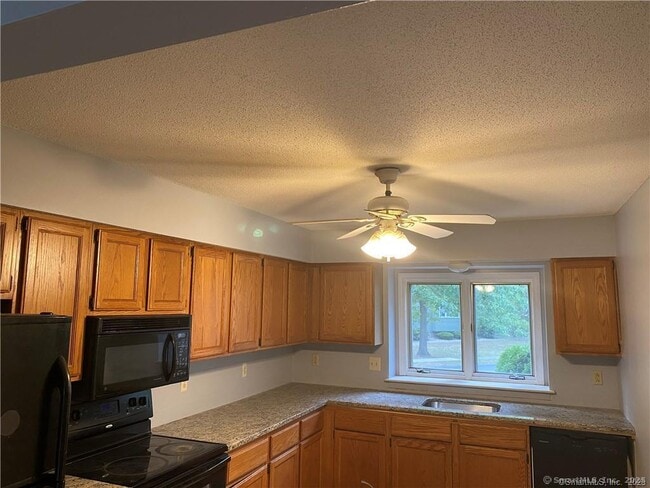 Building Photo - 719 Sandstone Dr