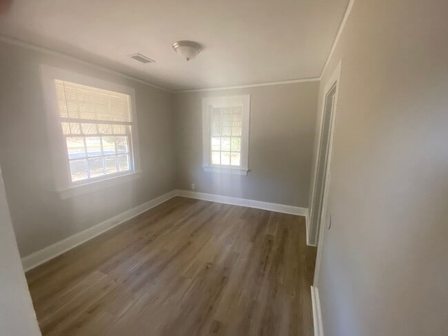 Building Photo - **ON HOLD**Total Electric 3 Bedroom / 1 Bathroom Home for Rent Near Ft. Benning in Columbus, GA***