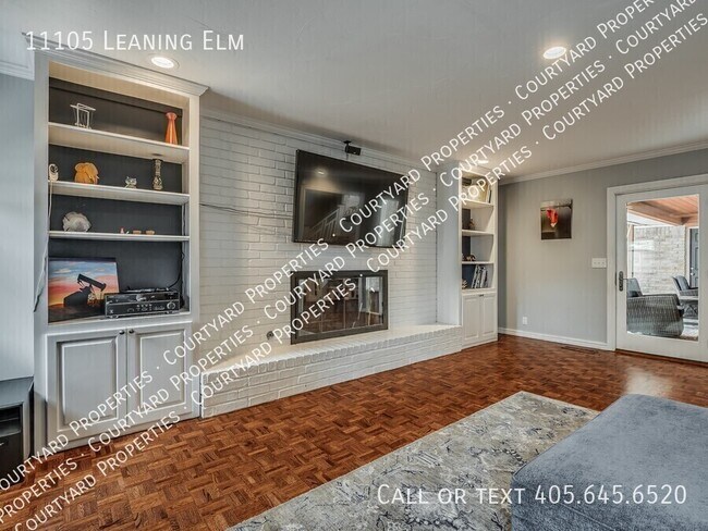 Building Photo - 11105 Leaning Elm Rd