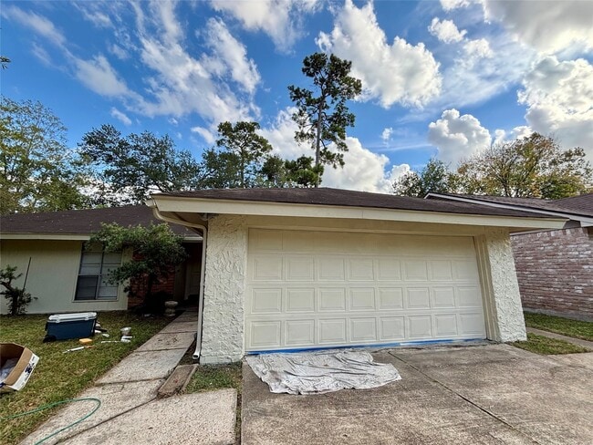 Building Photo - 4426 Hirschfield Rd