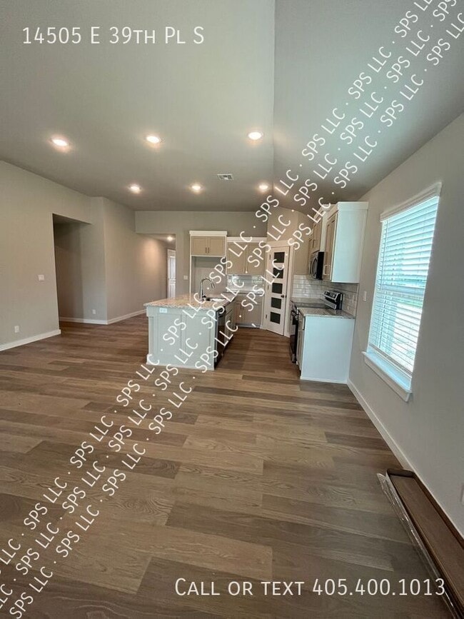 Building Photo - 14505 E 39th Pl S