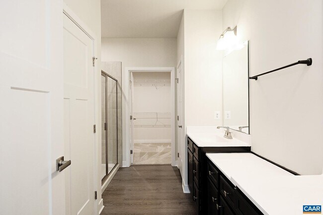 Building Photo - 922 Marsac St