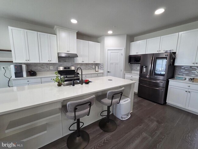 Building Photo - 7550 Mint Springs Ct