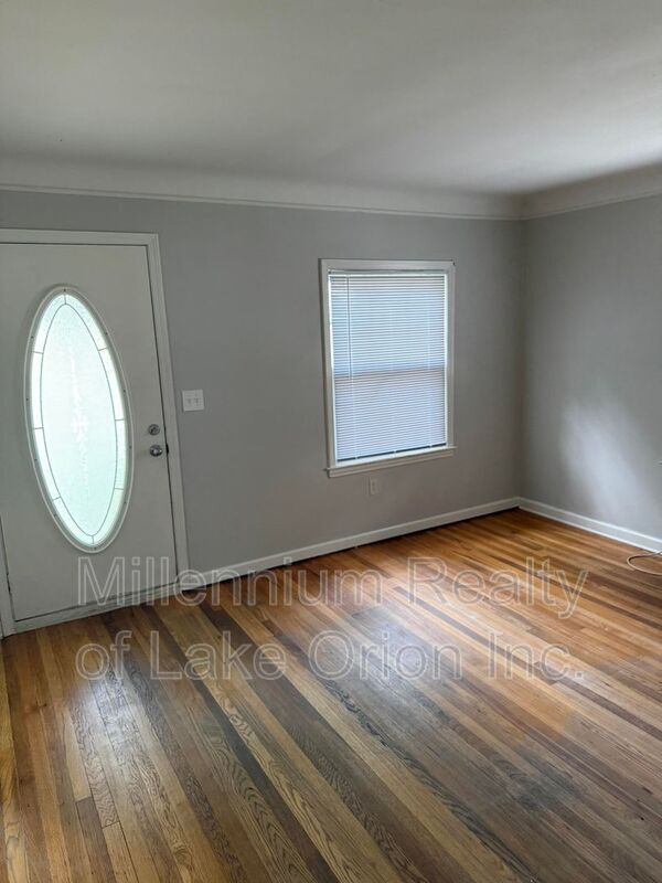 Building Photo - 271 Dick Ave