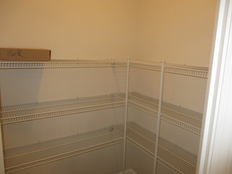 Building Photo - 1443 Porchfield Dr