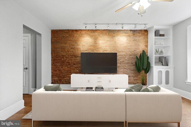 Building Photo - 1320 S Broad St