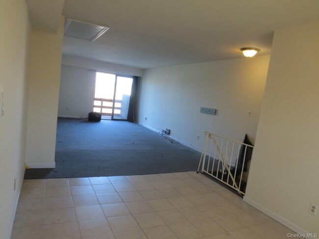 Building Photo - 106 Mariners Way
